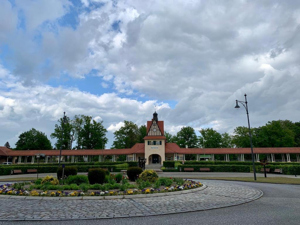 Neue Stillvolle Wohnung Im Steinbach Palais, Ideale Lage Bad Saarow Exterior photo